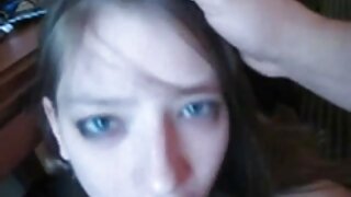Hussy jade đang cho trình diễn webcam miễn phí. Cô ấy thủ dâm trước ống kính bằng máy làm tình cực mạnh. Xem cô ấy rên rỉ và run rẩy trong khi bị đập sex hen tai ko che sâu và thô bạo.